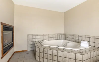 Best Western Plus Riverfront Hotel And Suites
