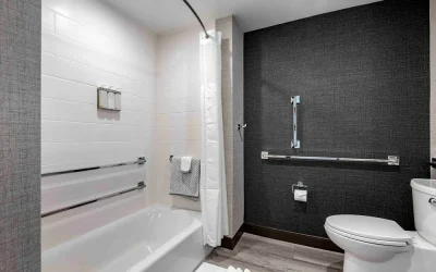 Cambria Hotel Portland Downtown – Old Port