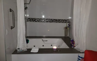 Country Inn & Suites by Radisson, Bakersfield, CA