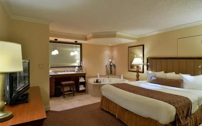 Eden Resort and Suites