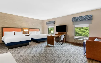 Hampton Inn & Suites Grove City