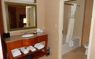 Hampton Inn & Suites Pittsburgh-Downtown