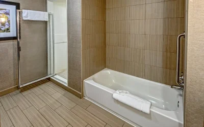 Hilton Garden Inn Birmingham / Lakeshore Drive