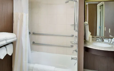 Hilton Garden Inn Hartford North Bradley Int’l Airport Hilton Garden Inn Hartford North Bradley Int’l Airport