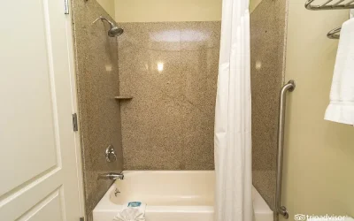 Holiday Inn Express & Suites Kansas City Airport, an IHG Hotel