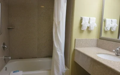 Holiday Inn Express & Suites Vacaville, an IHG Hotel