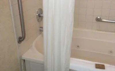 Hotel d’Lins Ontario Airport