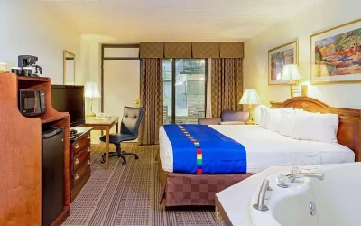 Park Inn By Radisson Sharon
