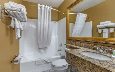 Quality Inn & Suites Westminster Seal Beach