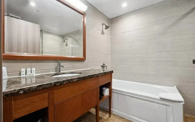 Ramada by Wyndham Flushing Queens Ramada by Wyndham Flushing Queens