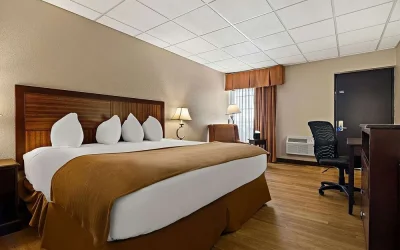 Rodeway Inn McPherson