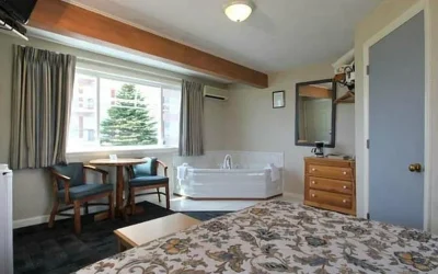 Sea Cliff House Motel